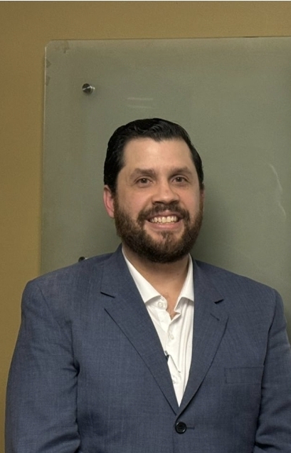 Dr. Gonzalo Sedas Granat